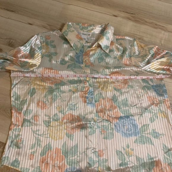 Button Down - Picture 3 of 5